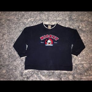 Vintage Walt Disney Worldo Crewneck Sweater